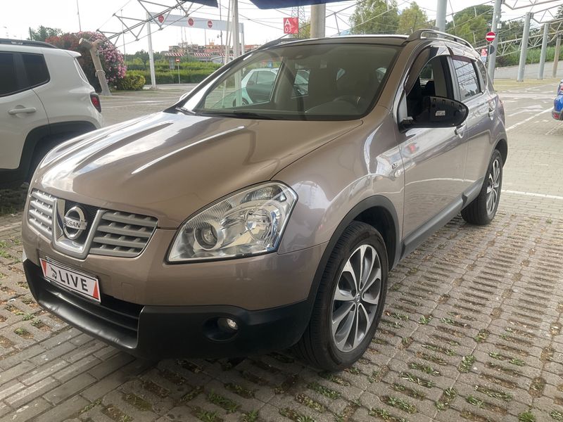 Nissan Qashqai 2.0 dCi N-Tec 4x4 2010 – снимка 1
