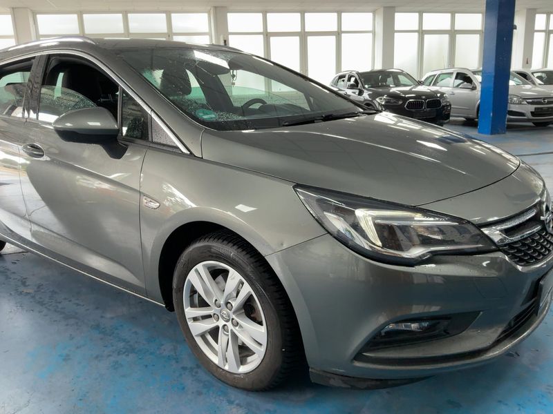 Opel Astra 1.6 CDTI Dynamic Start&Stop 2018 – снимка 12