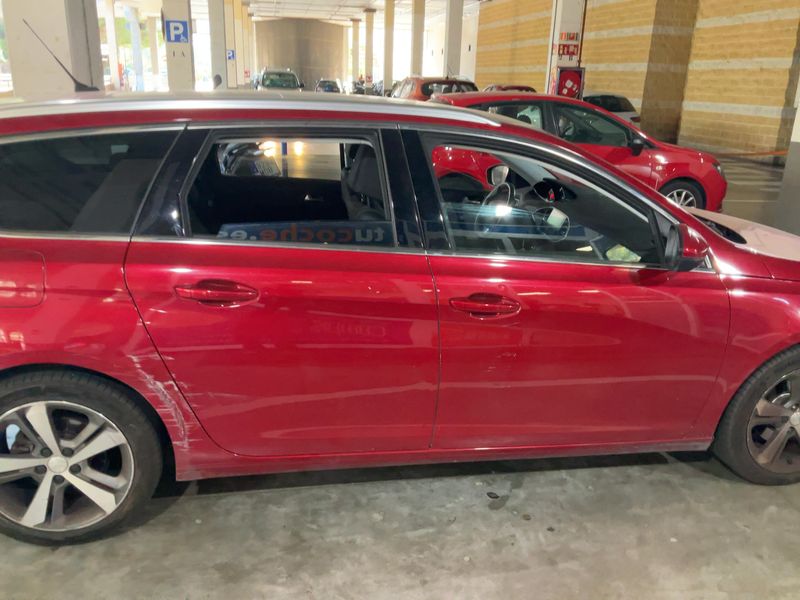 Peugeot 308 1.5 Blue-HDi Allure — zdjęcie 7