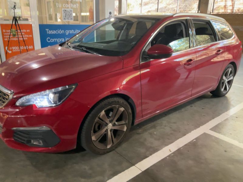 Peugeot 308 1.5 Blue-HDi Allure — zdjęcie 2