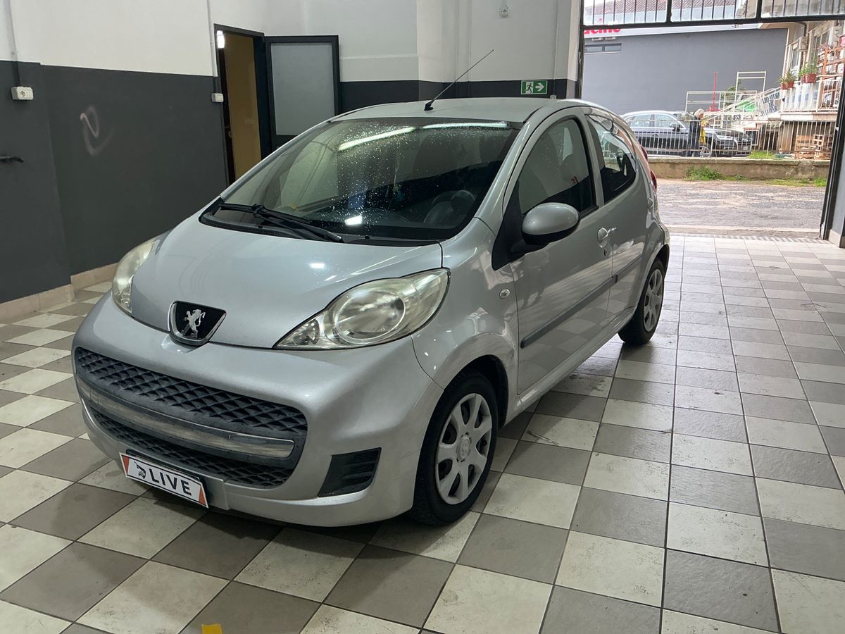 Peugeot 107 1.0 Plasir