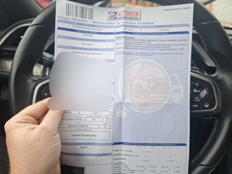 Honda Civic 1.0 VTEC Executive Premium — zdjęcie 20