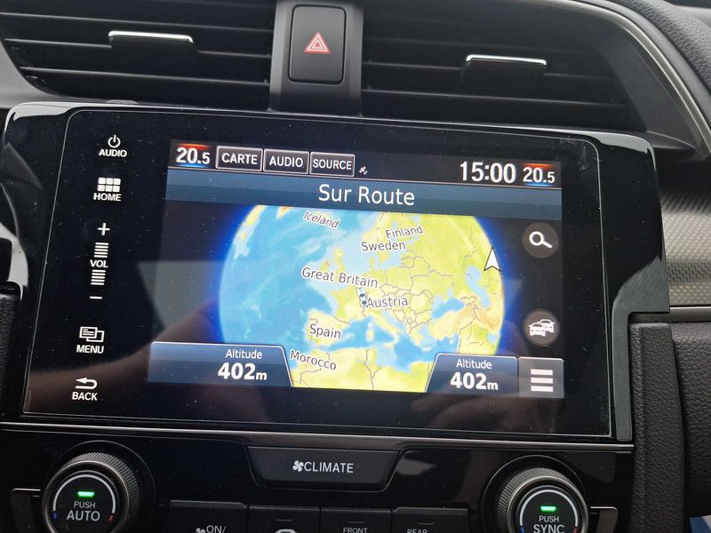 Honda Civic 1.0 VTEC Executive Premium — zdjęcie 13