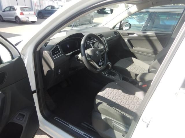 Volkswagen Tiguan 1.4 eHybrid Life 2023 – снимка 19