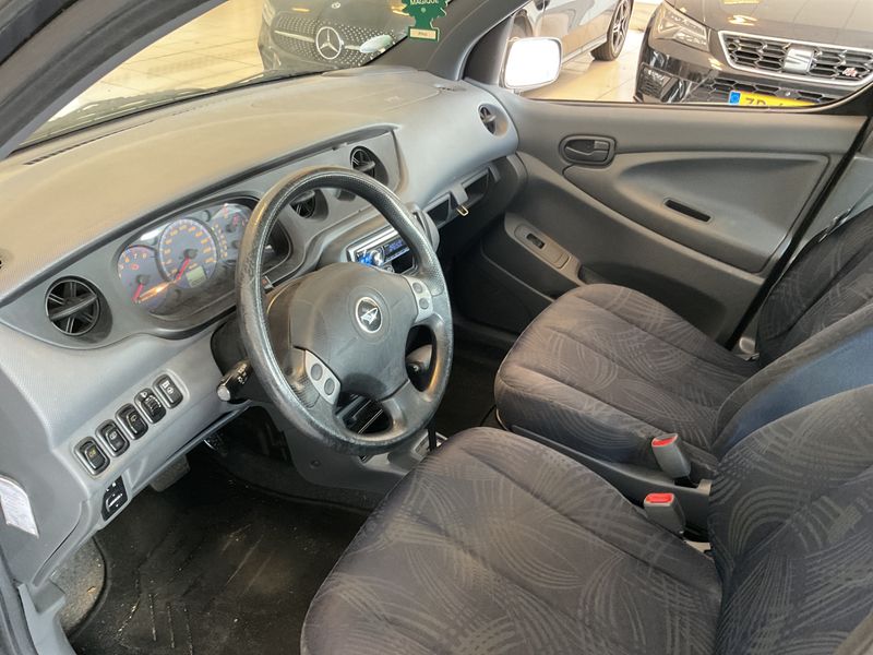 Daihatsu YRV 1.3 Limited — zdjęcie 3