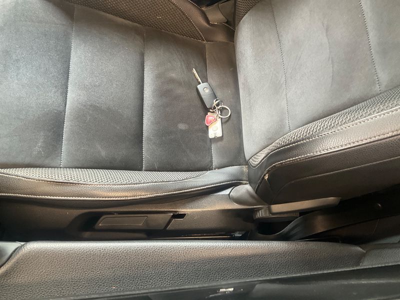 Volkswagen Golf VI 1.6 TDI 2011 – снимка 24