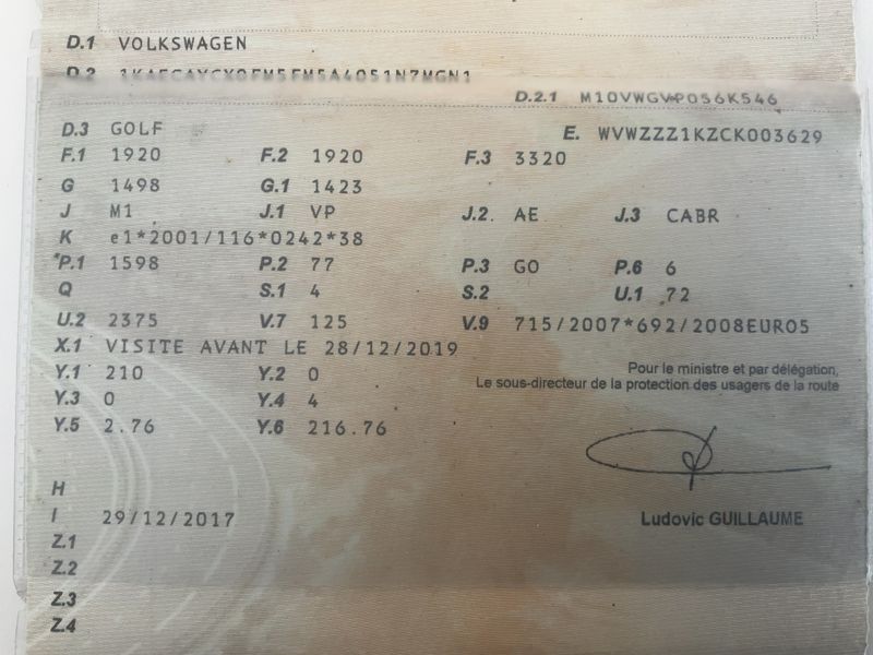Volkswagen Golf VI 1.6 TDI 2011 – снимка 20