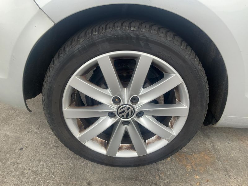 Volkswagen Golf VI 1.6 TDI 2011 – снимка 9