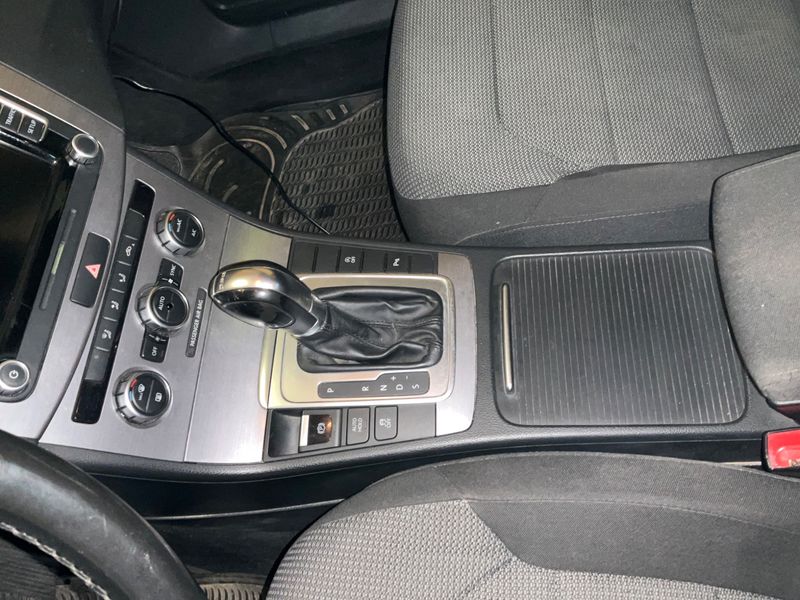 Volkswagen Passat 2.0 TDI Comfortline BlueMotion Tech 2014 – снимка 22