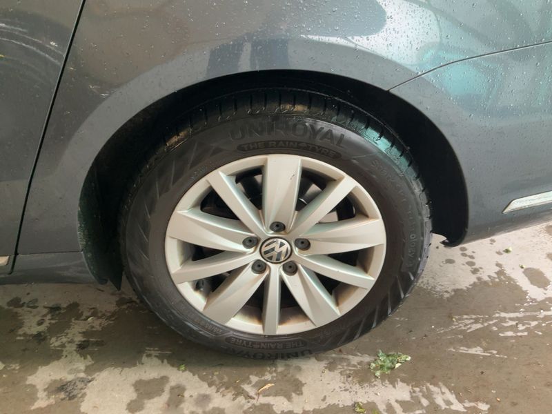 Volkswagen Passat 2.0 TDI Comfortline BlueMotion Tech 2014 – снимка 5