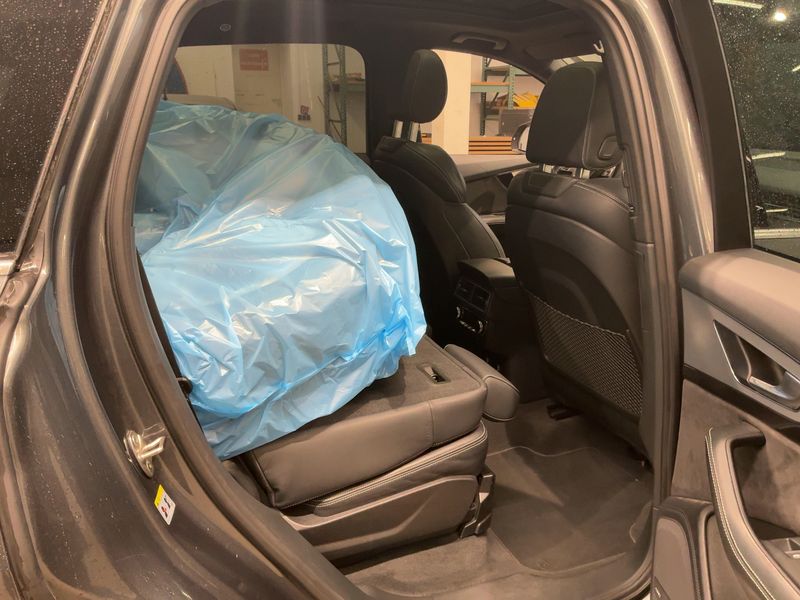 Audi Q7 50 TDI quattro — zdjęcie 14