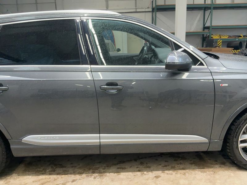 Audi Q7 50 TDI quattro — zdjęcie 7