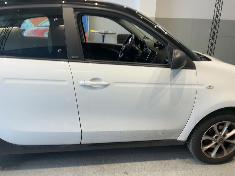 Smart forfour 0.9 Turbo Basis passion — zdjęcie 7