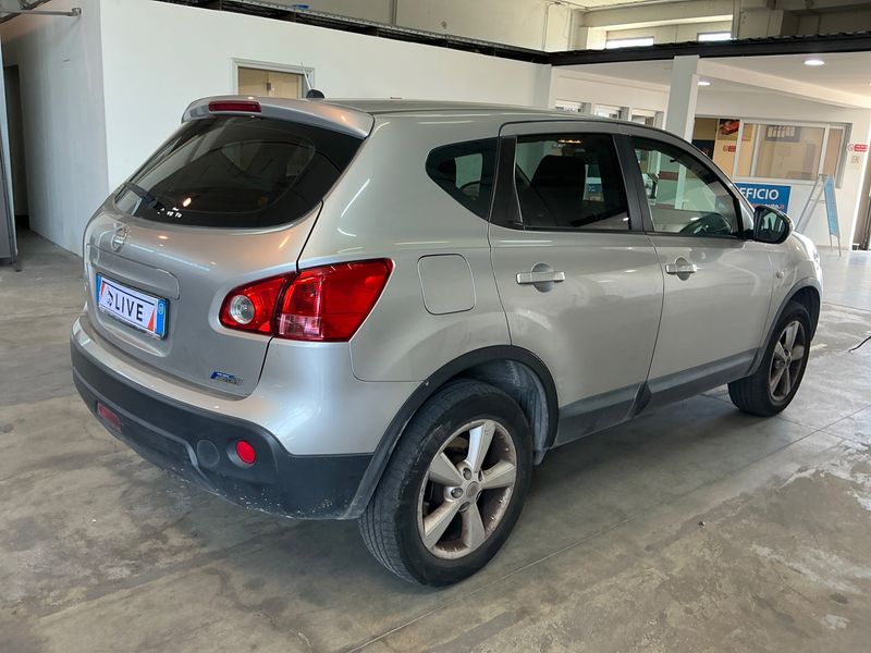 Nissan Qashqai 1.5 dCi Acenta — zdjęcie 2