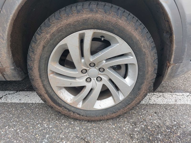 Land Rover Discovery 5 P300 R-Dynamic SE AWD 2022 – снимка 22