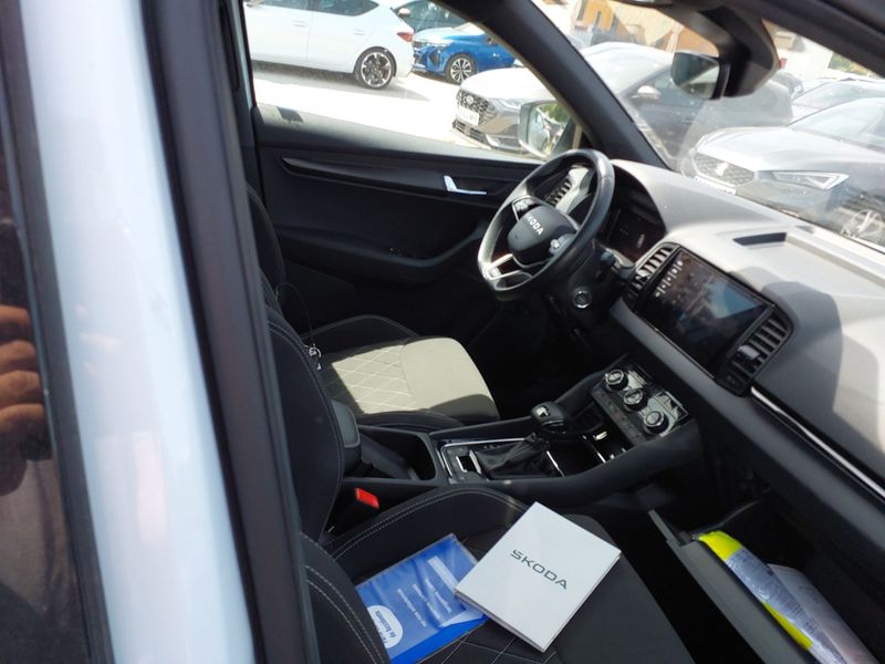 Skoda Karoq 1.5 TSI ACT SportLine — zdjęcie 9