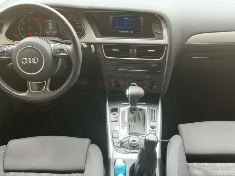 Audi A4 2.0 TDI 2015 – снимка 17