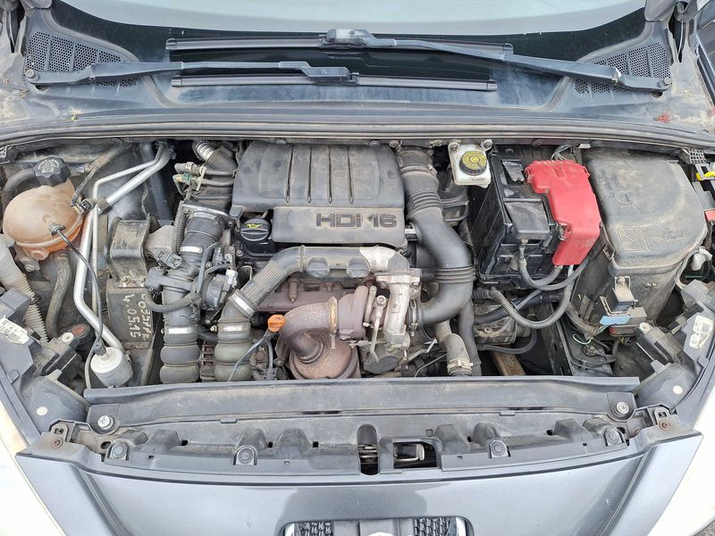 Peugeot 308 1.6 HDi Confort Pack — zdjęcie 8