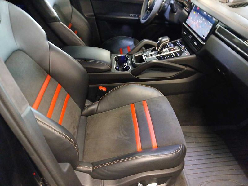 Porsche Cayenne GTS — zdjęcie 10