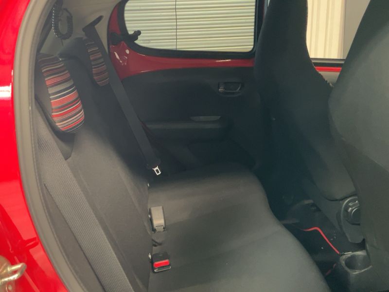 Citroen C1 1.0 VTi Shine 2020 – снимка 19