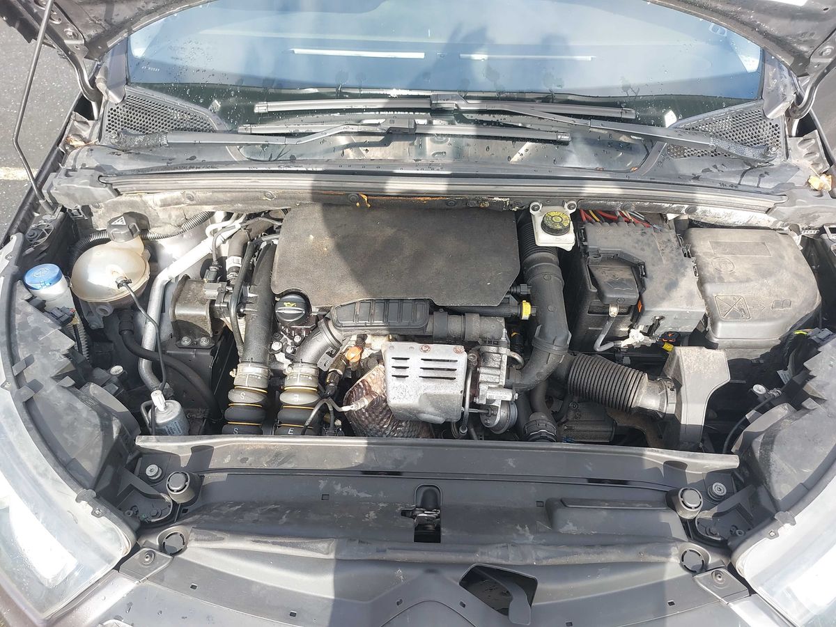 Citroen C4 2018 — photo 9
