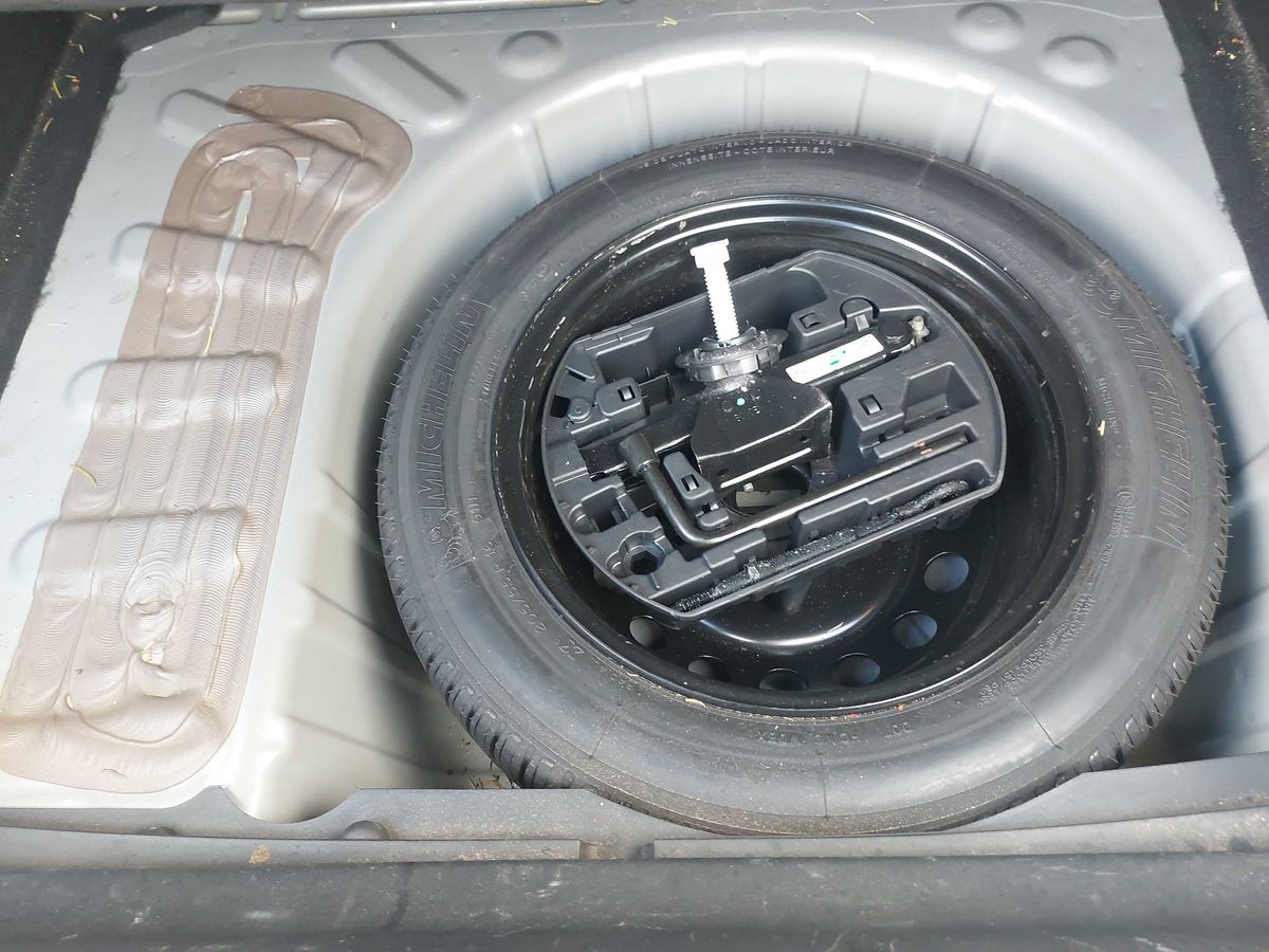 Citroen C4 2018 — photo 29
