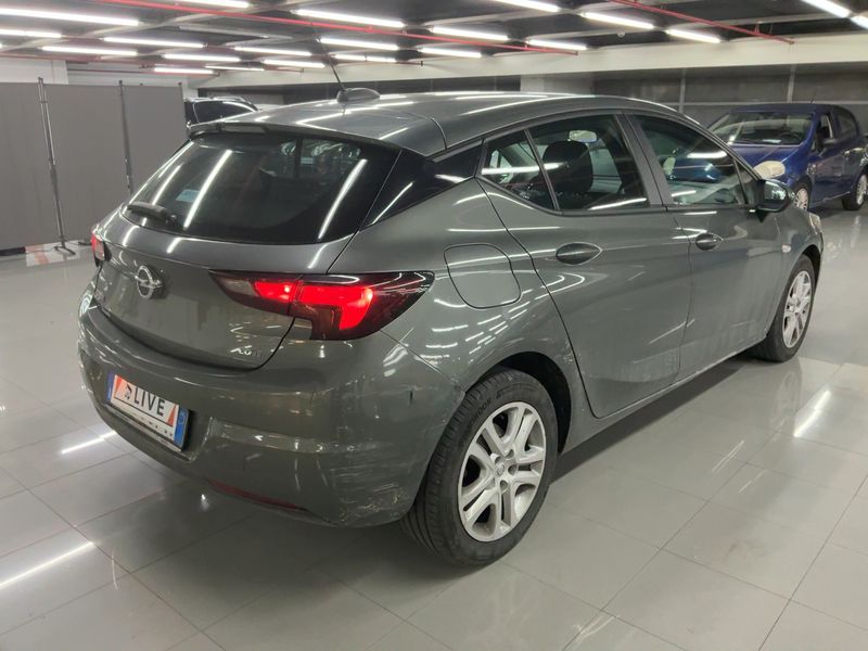 Opel Astra 1.6 CDTI DPF Advance Start/Stop 2017 – снимка 8