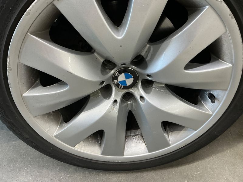 BMW 7er 740d xDrive 2012 – снимка 27