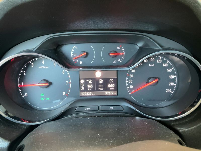 Opel Grandland X 1.2 Turbo Elite — zdjęcie 13