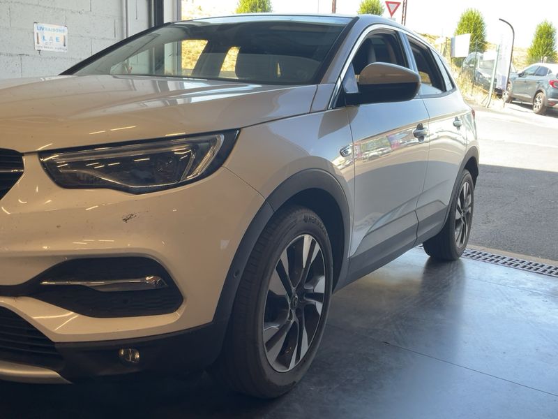 Opel Grandland X 1.2 Turbo Elite — zdjęcie 2
