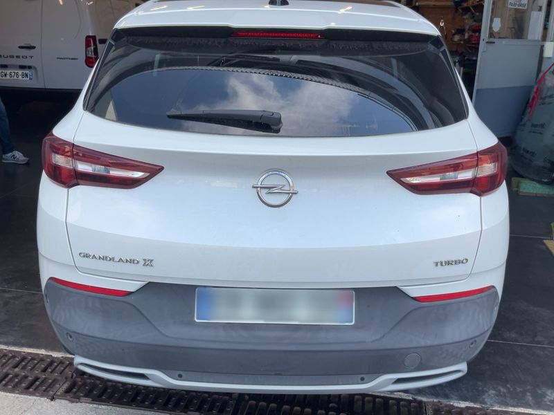 Opel Grandland X 1.2 Turbo Elite — zdjęcie 5