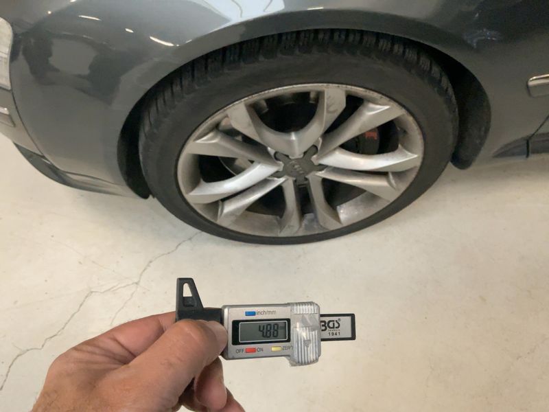 Audi S8 5.2 V10 FSI quattro 2008 – снимка 3