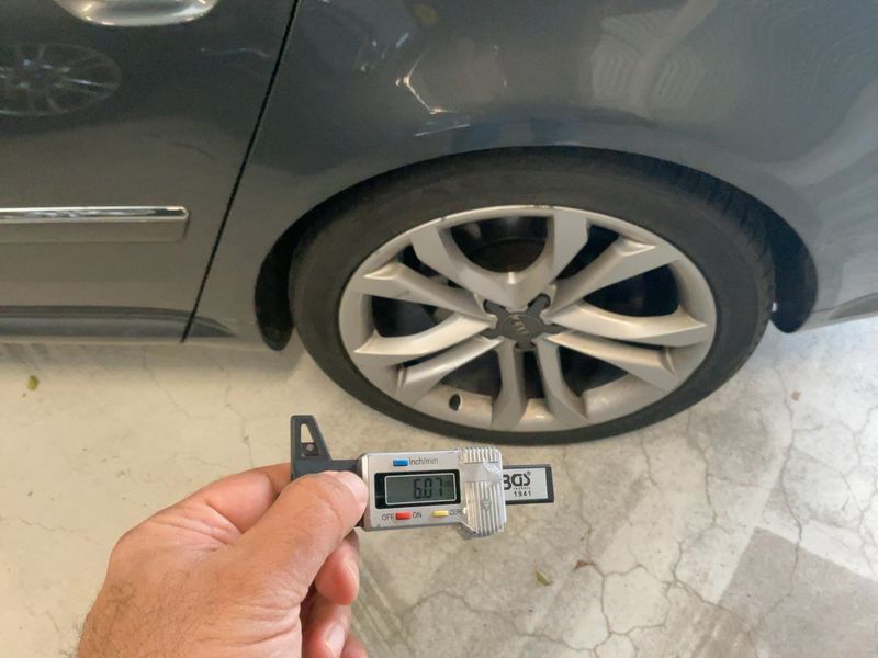 Audi S8 5.2 V10 FSI quattro 2008 – снимка 5