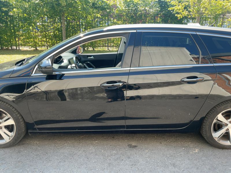 Peugeot 308 1.6 e-HDi Allure — zdjęcie 4