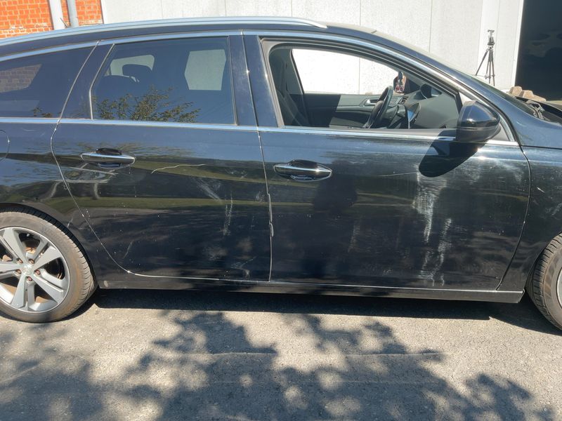 Peugeot 308 1.6 e-HDi Allure — zdjęcie 7