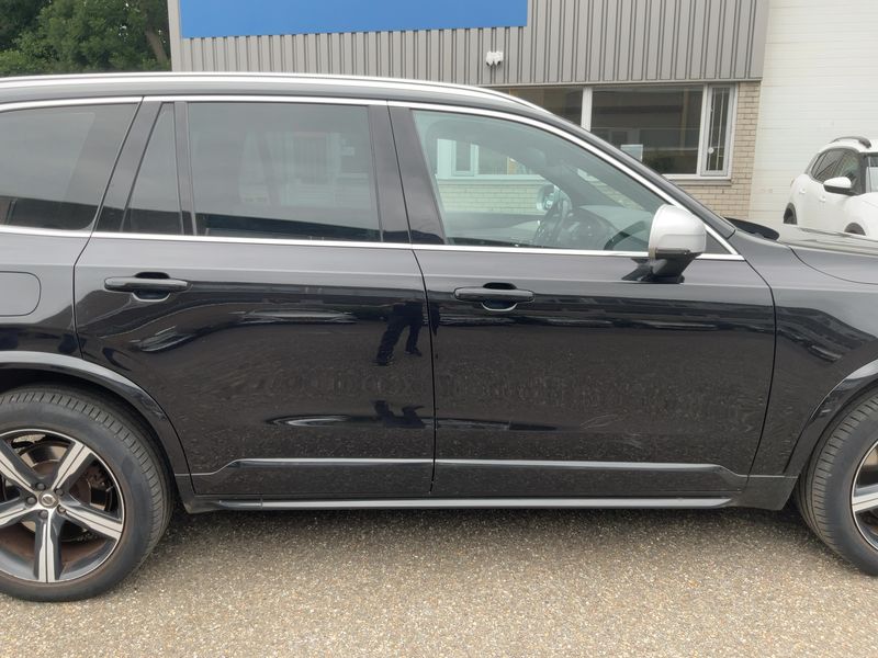 Volvo XC90 2.0 T6 Plug-in Hybrid R-Design AWD — zdjęcie 7