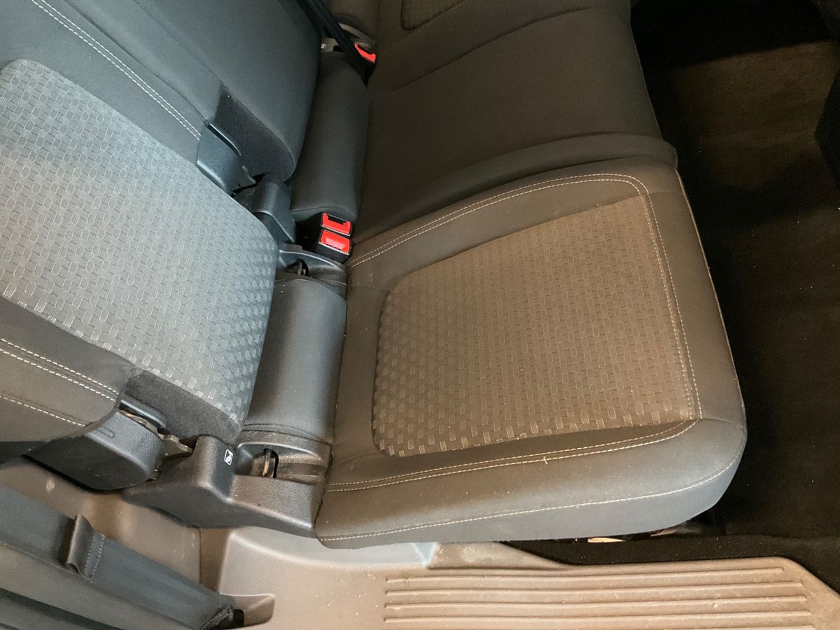 Ford Grand 2021 — photo 38