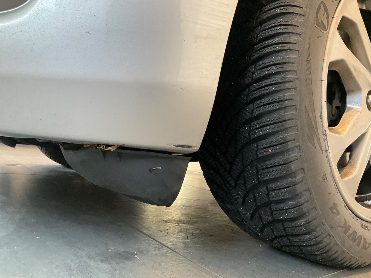 Ford Grand 2021 — photo 55
