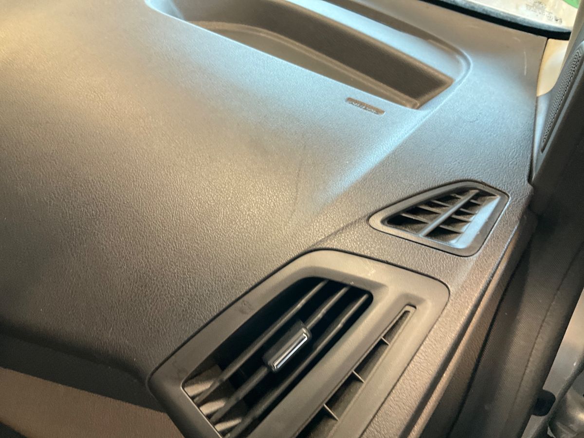 Ford Grand 2021 — photo 27