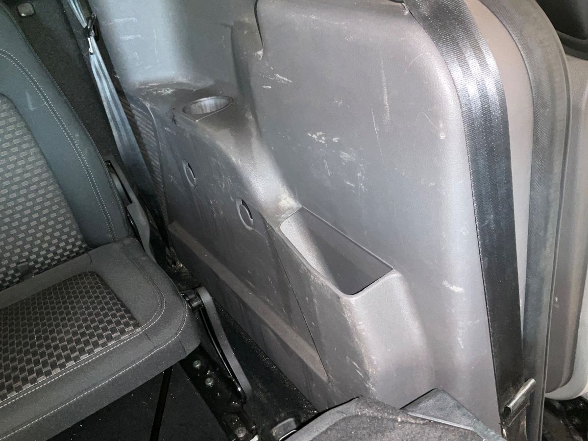 Ford Grand 2021 — photo 42