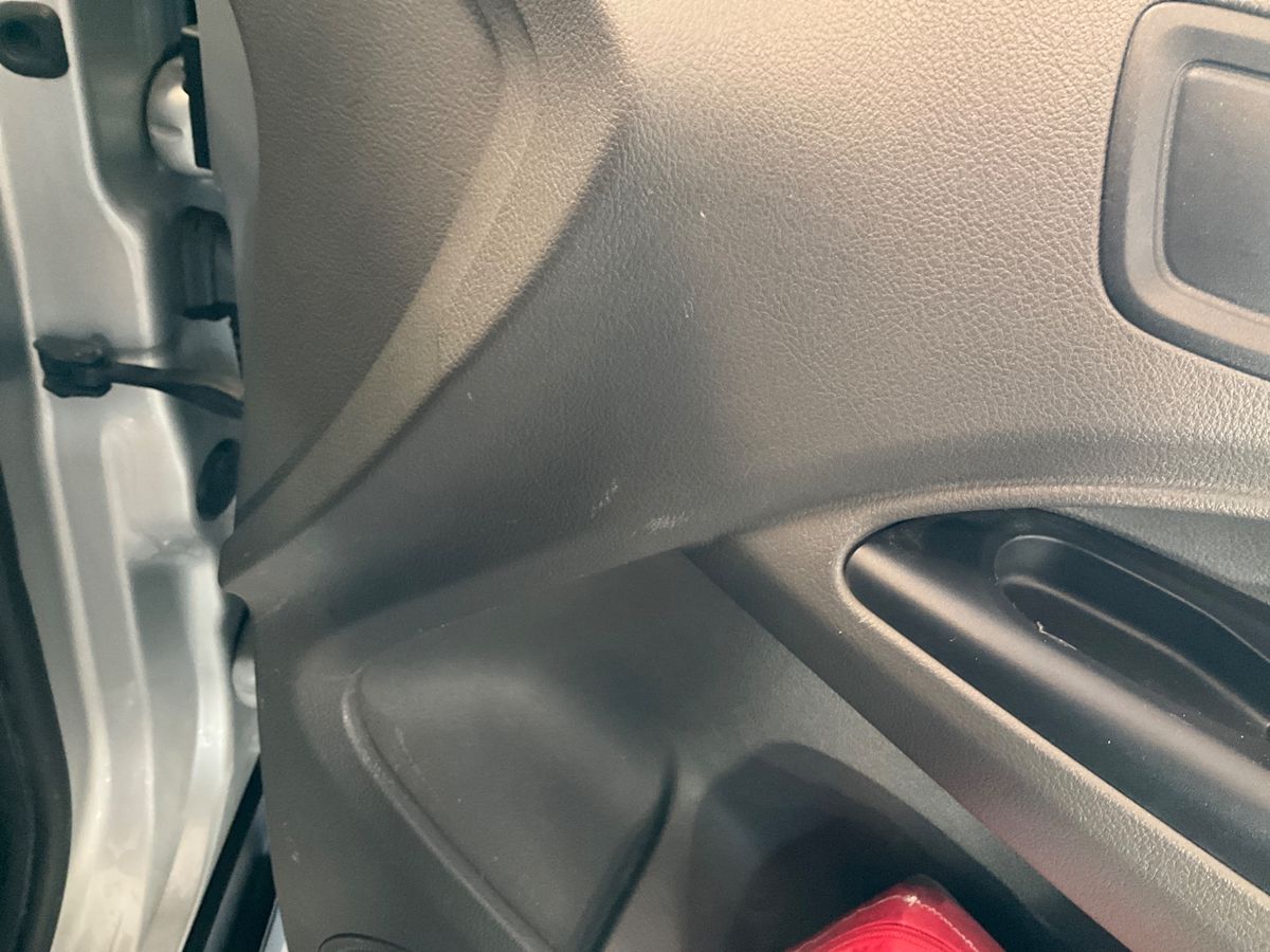 Ford Grand 2021 — photo 33