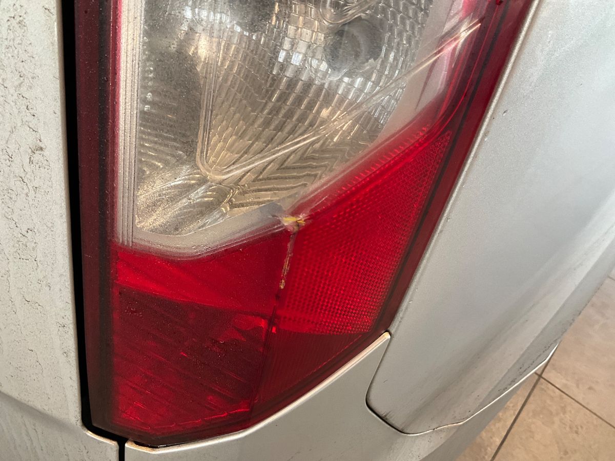 Ford Grand 2021 — photo 54