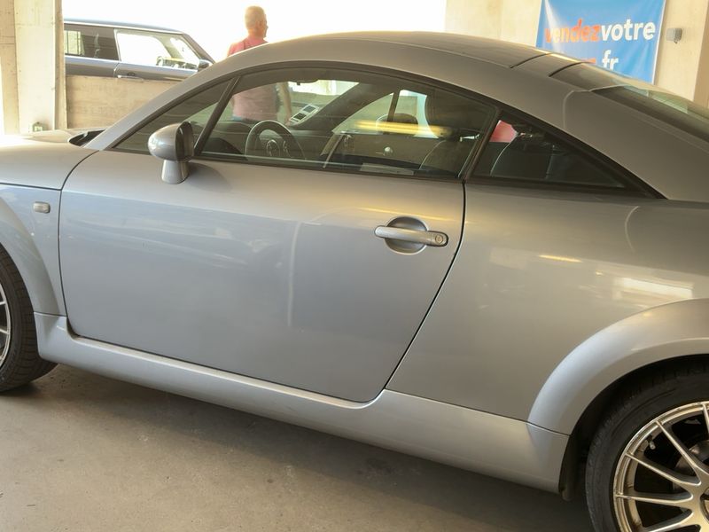 Audi TT 3.2 V6 quattro Coupe — zdjęcie 4