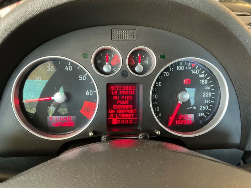 Audi TT 3.2 V6 quattro Coupe — zdjęcie 13