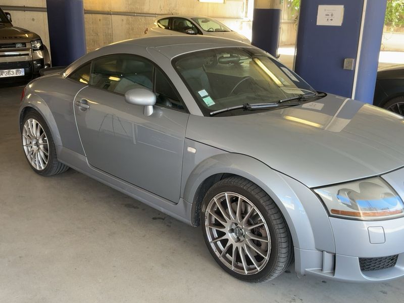 Audi TT 3.2 V6 quattro Coupe — zdjęcie 8