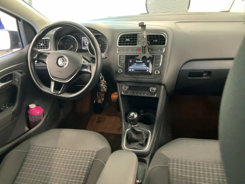 Volkswagen Polo 1.0 Comfortline BlueMotion Tech 2014 – снимка 17