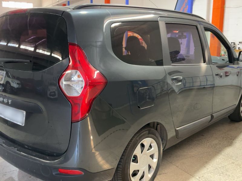 Dacia Lodgy 1.5 dCi Diesel Laureate 2013 – снимка 8