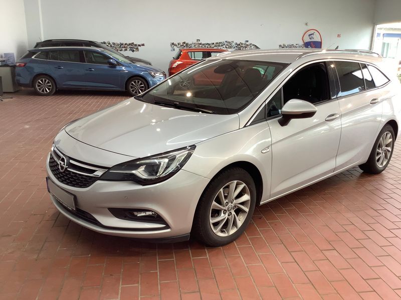 Opel Astra 1.4 SIDI Turbo Innovation 2018 – снимка 2