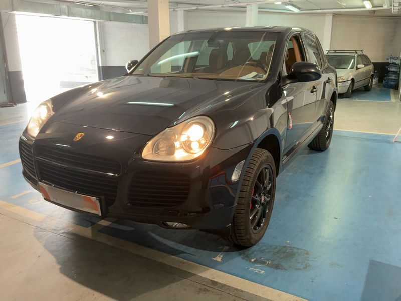 Porsche Cayenne Turbo