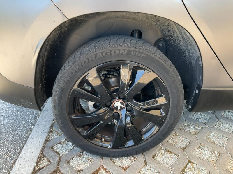Peugeot 2008 1.6 Blue-HDi Allure 2015 – снимка 9